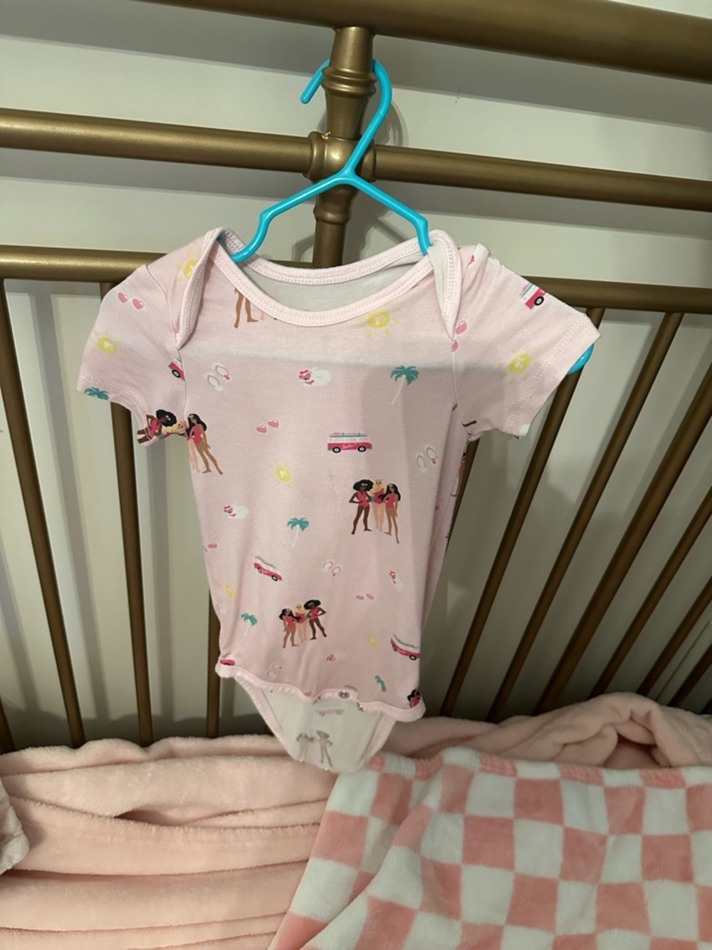 Kyte BABY Light Pink Short-Sleeve One-Piece Bodysuit with Beach Print